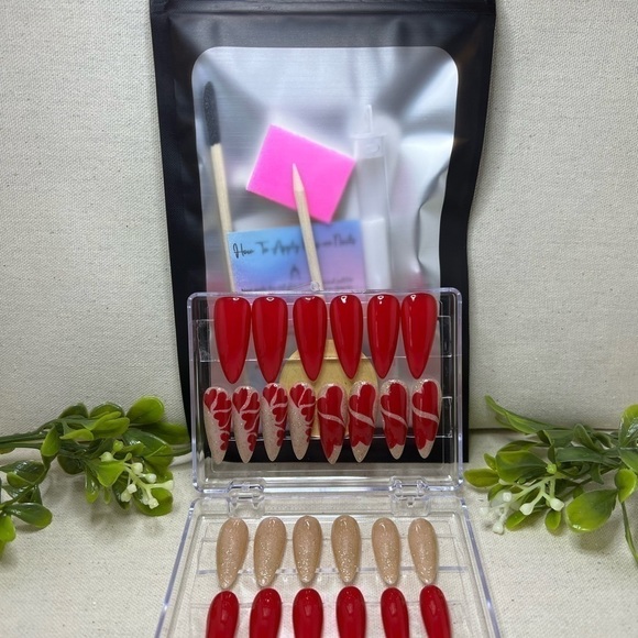 Long Stiletto Valentine’s Day red hearts and gold press on nails set of 26 - Picture 4 of 5